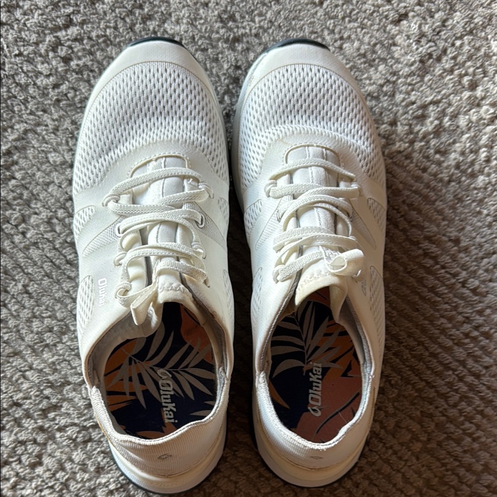 OluKai Women’s White Sneakers Breathable Mesh Low-Top